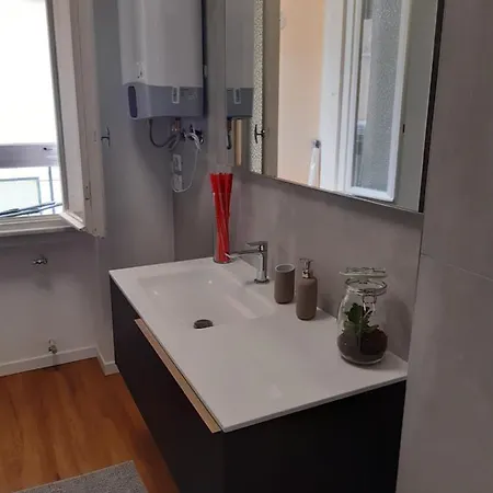 Sole Family Apartment Trieste